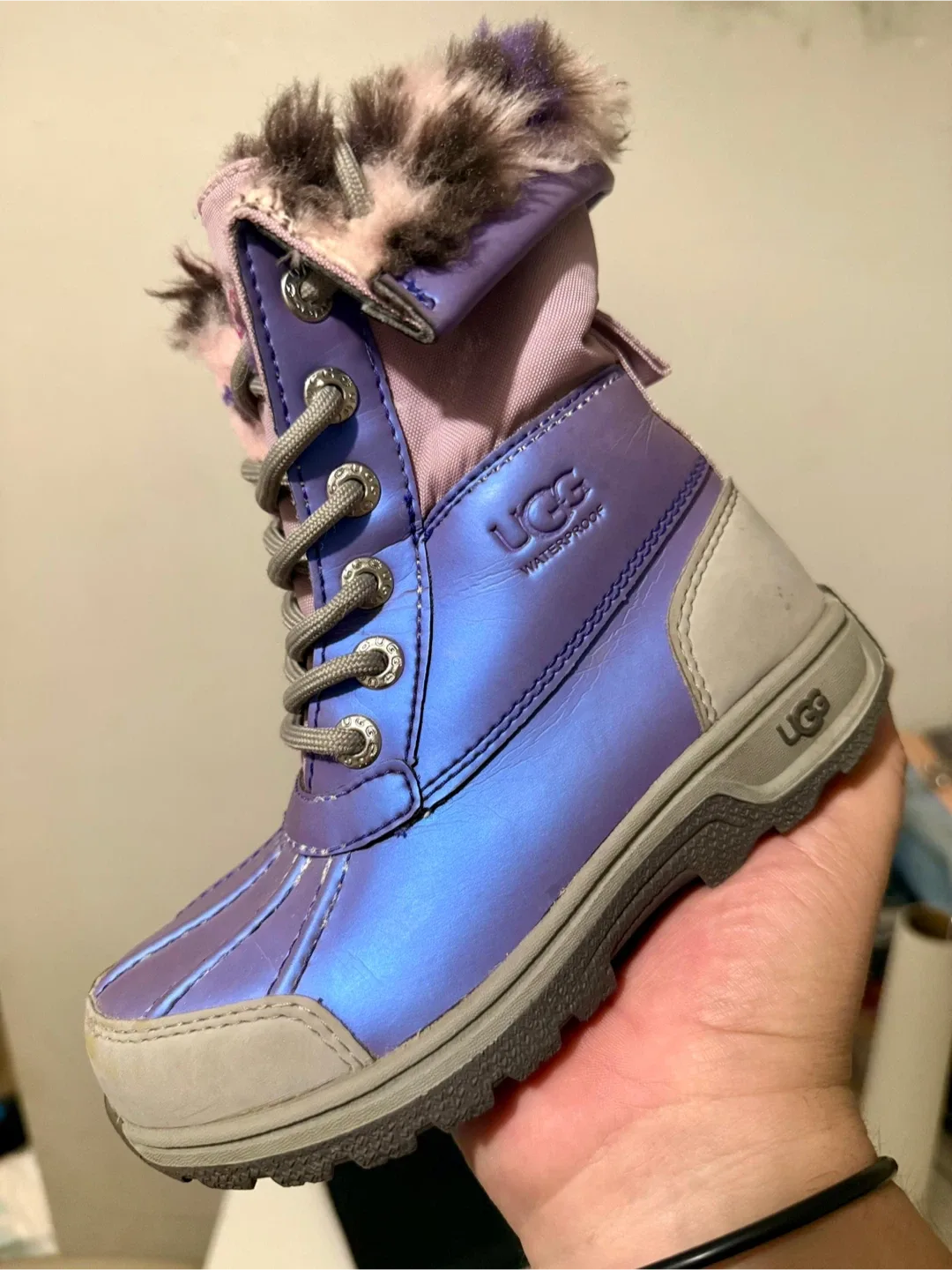 UGG Kids Waterproof Winter Boots, Size 7