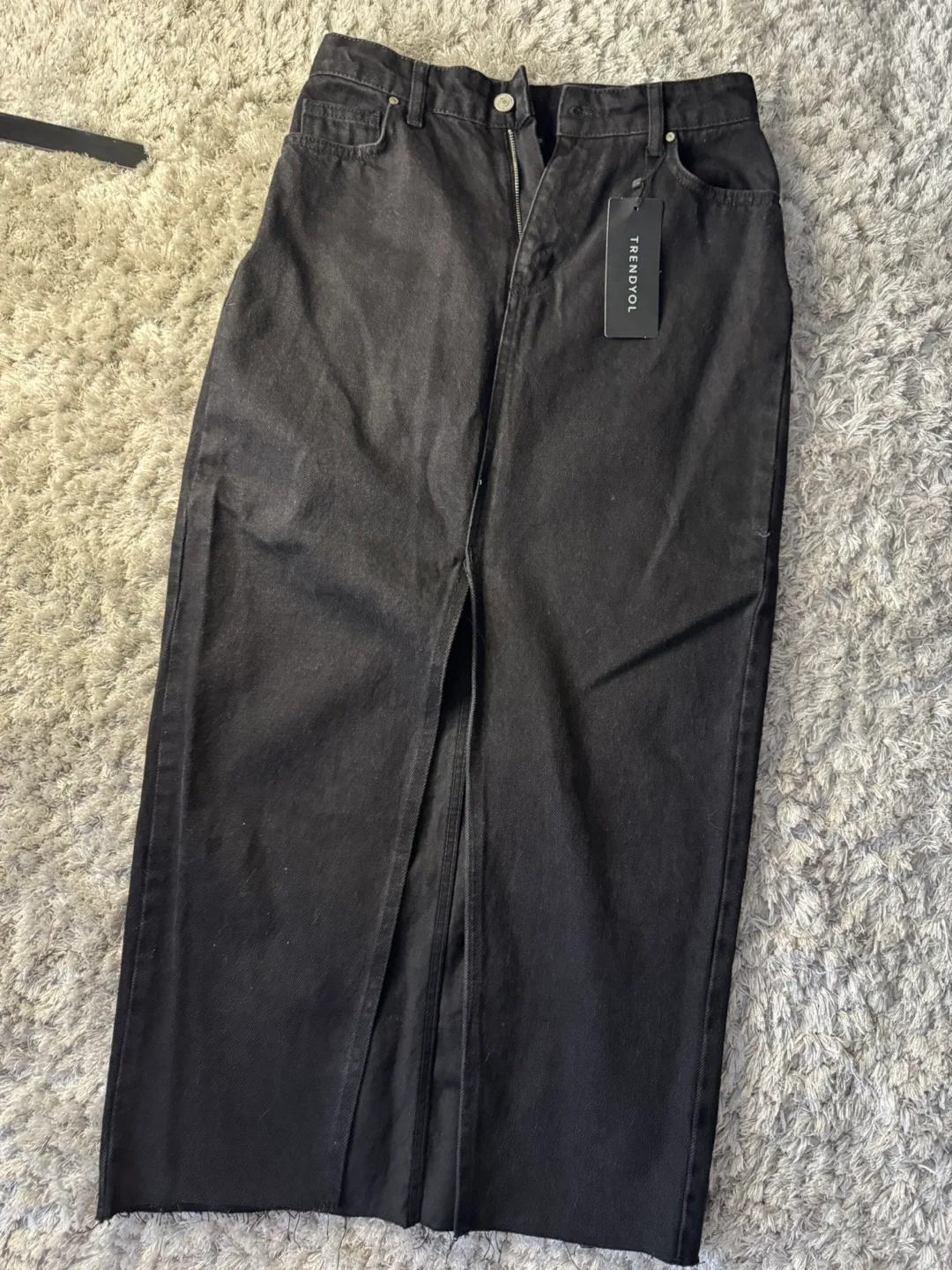 Assorted Women's Clothing Lot image indicator(10)