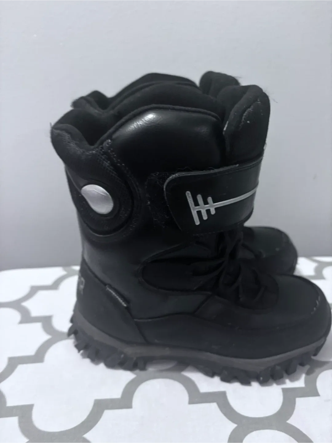 Cougar Black Winter Boots thumbnail