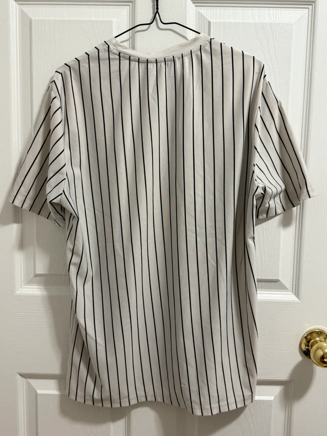 Men’s T-shirts and Long Sleeve Shirt image indicator(2)