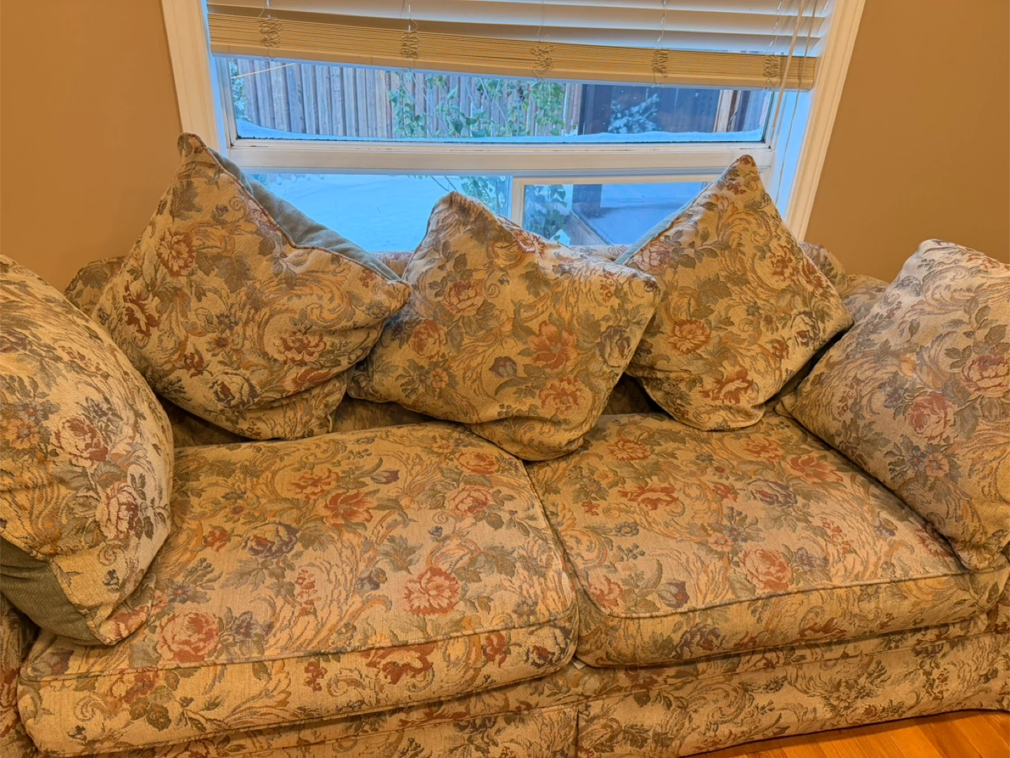 Sofa set 3-piece (pest and pet free home/ washable fabric) - photo 2