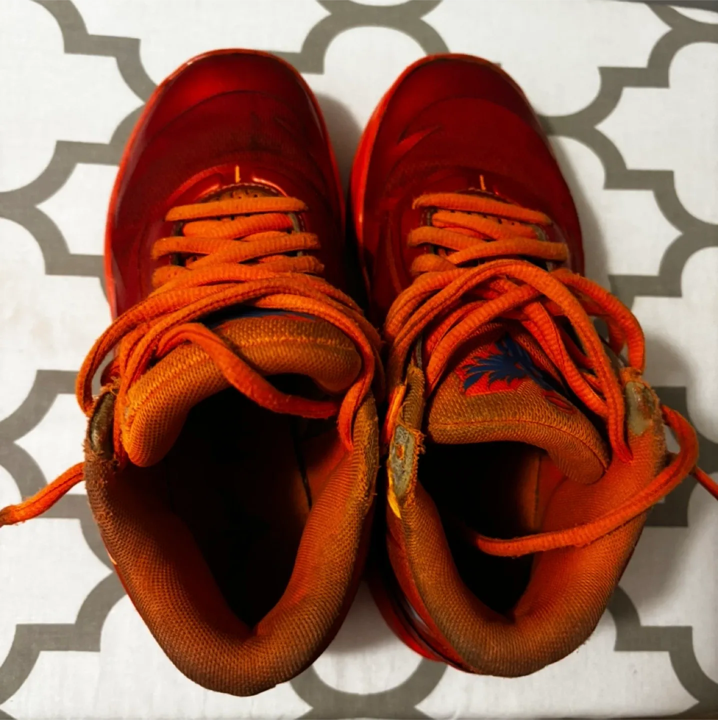 Orange Basketball Shoes image indicator(2)