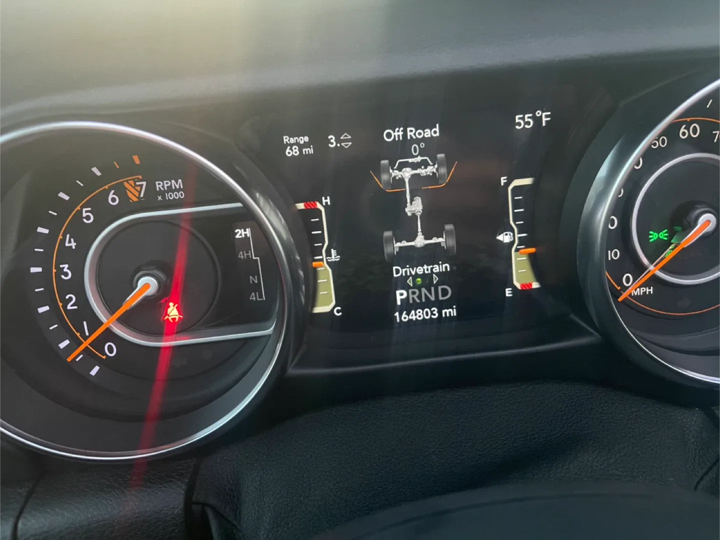 Jeep Wrangler Unlimited Sahara - White image indicator(10)