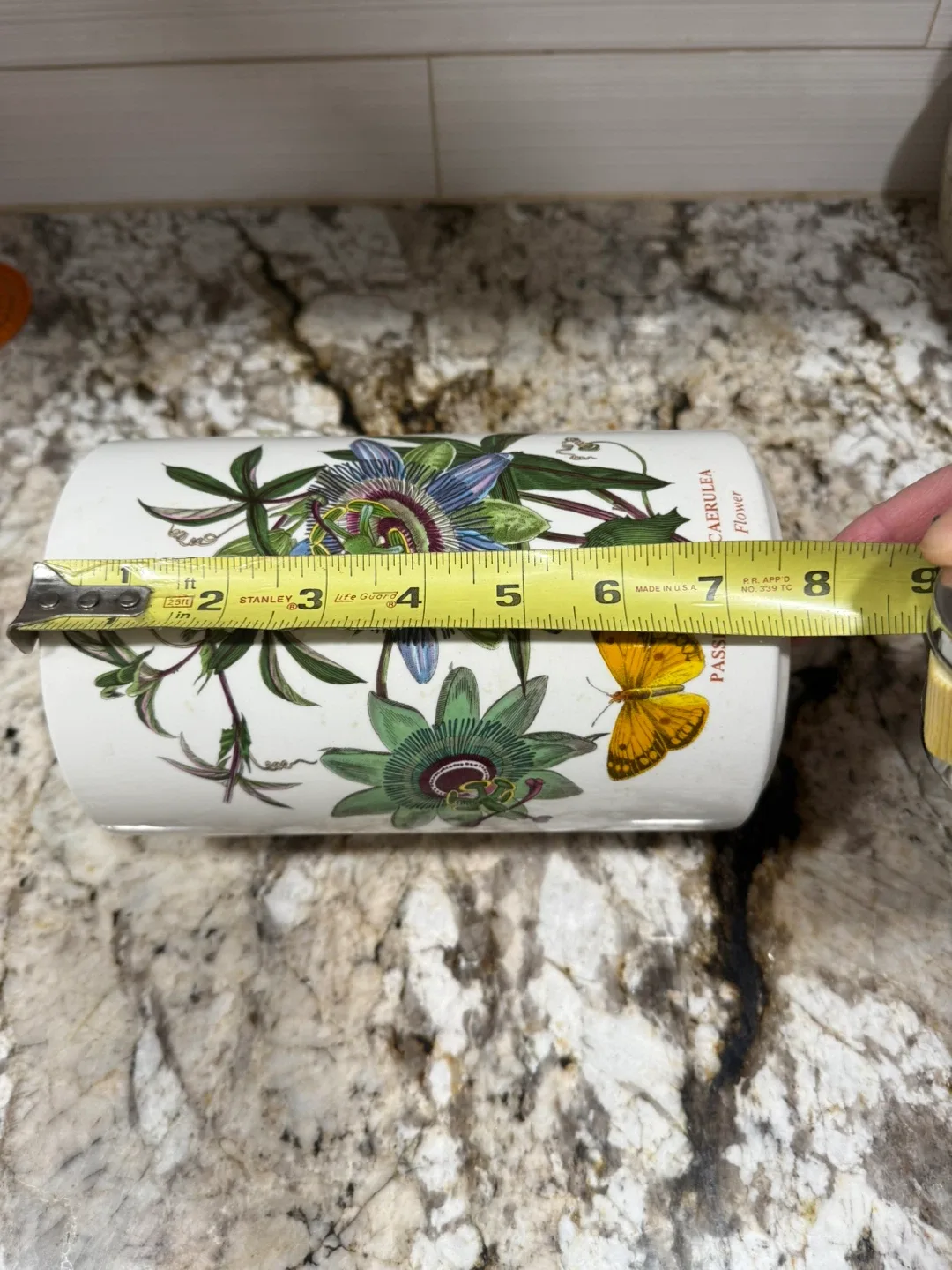 Botanical Canisters with Wooden Lids image indicator(3)