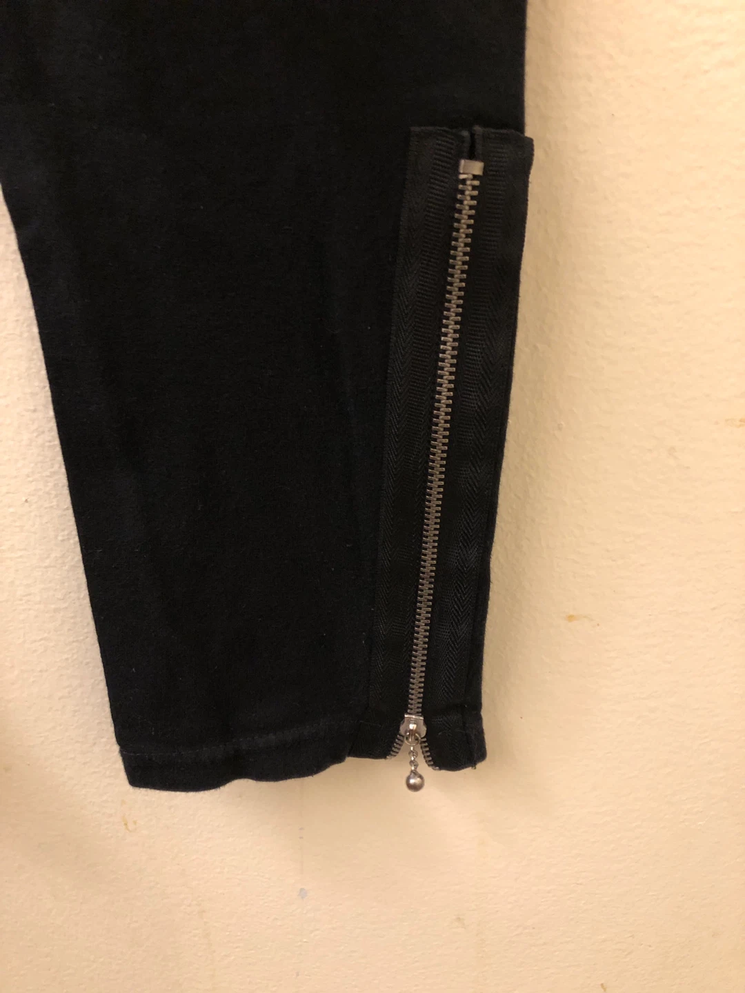 Women’s Aldo Black Zippered Leggings - photo 3