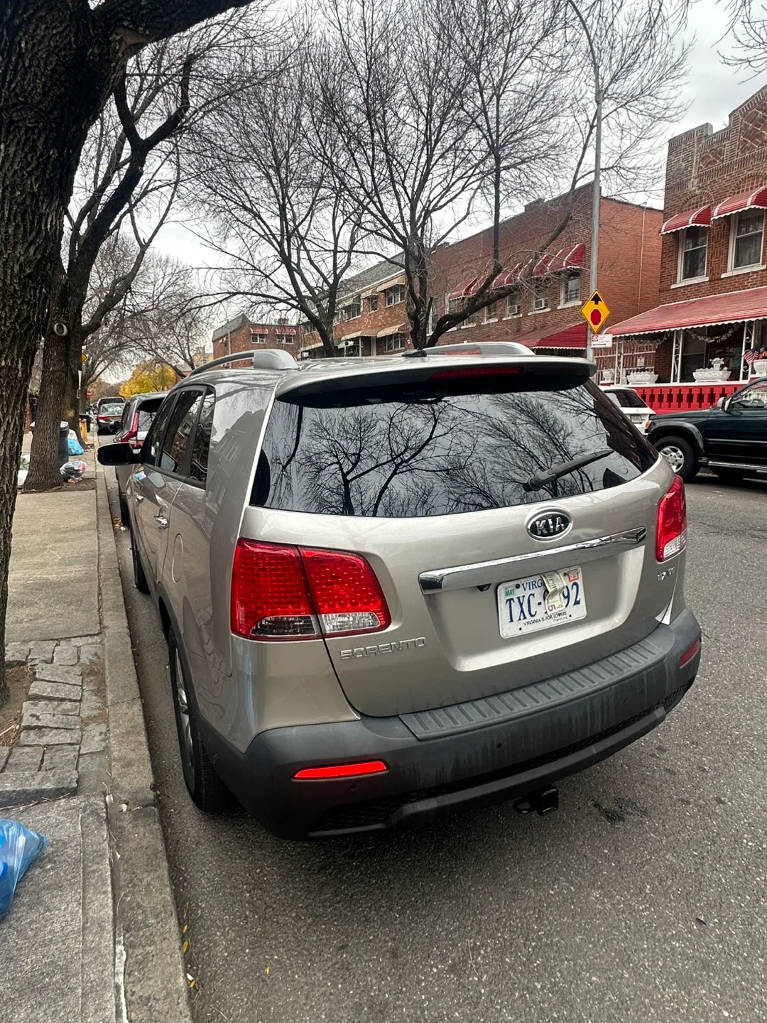 2013 Kia Sorento SUV - Silver image indicator(4)