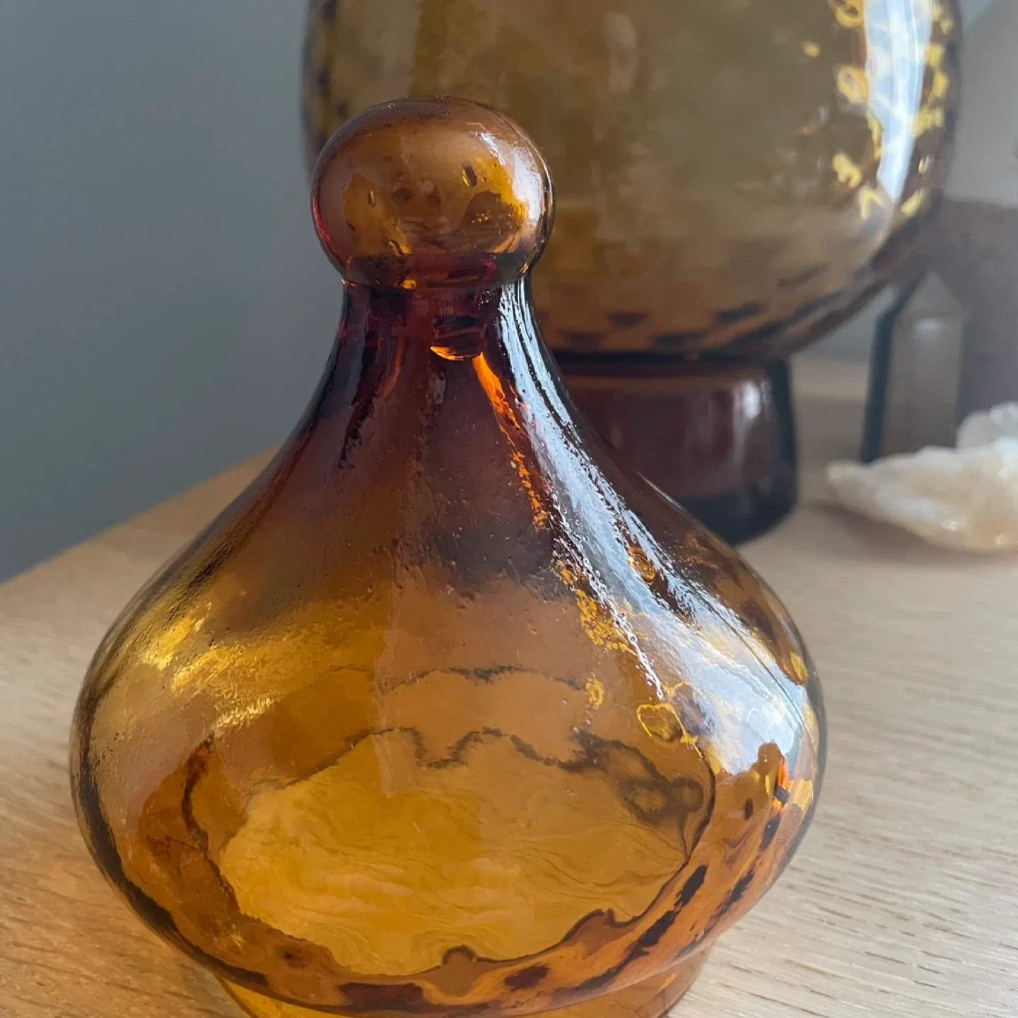 Vintage LARGE Amber Glass Jar with Lid image indicator(6)