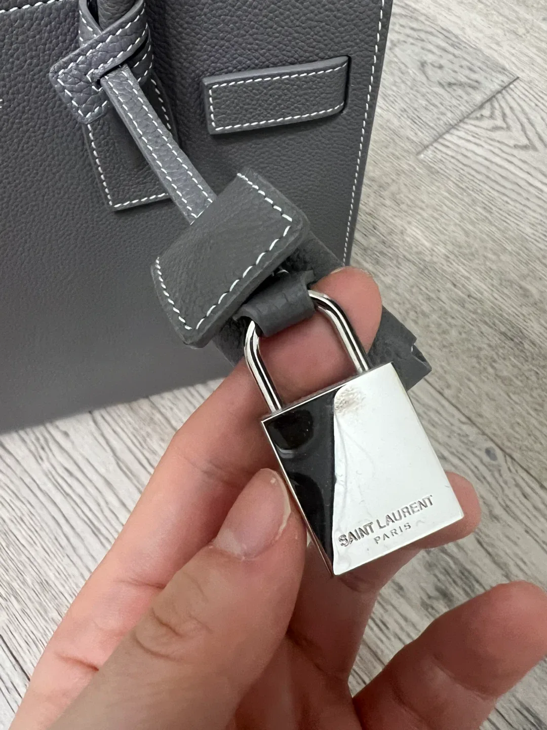 Saint Laurent Nano Sac De Jour in Grained leather Grey image indicator(2)