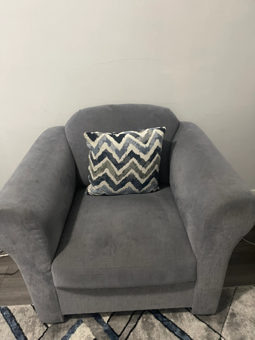 Grey Armchair - photo 2