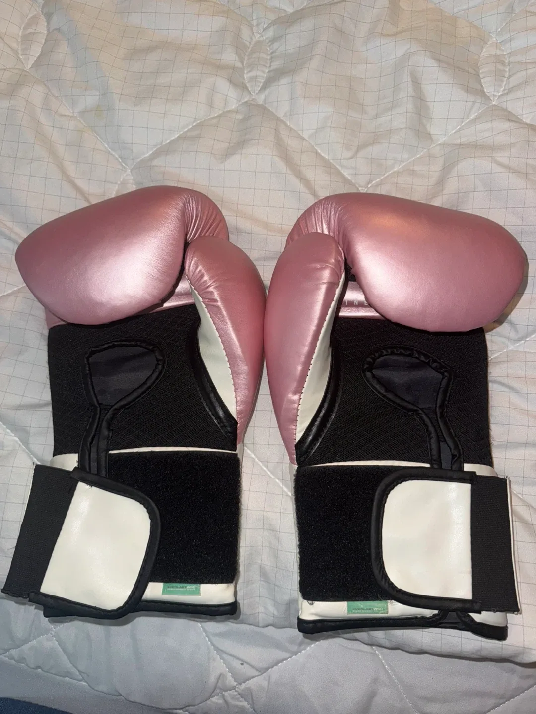 Everlast Elite Pro Style Training Gloves - Pink image indicator(2)