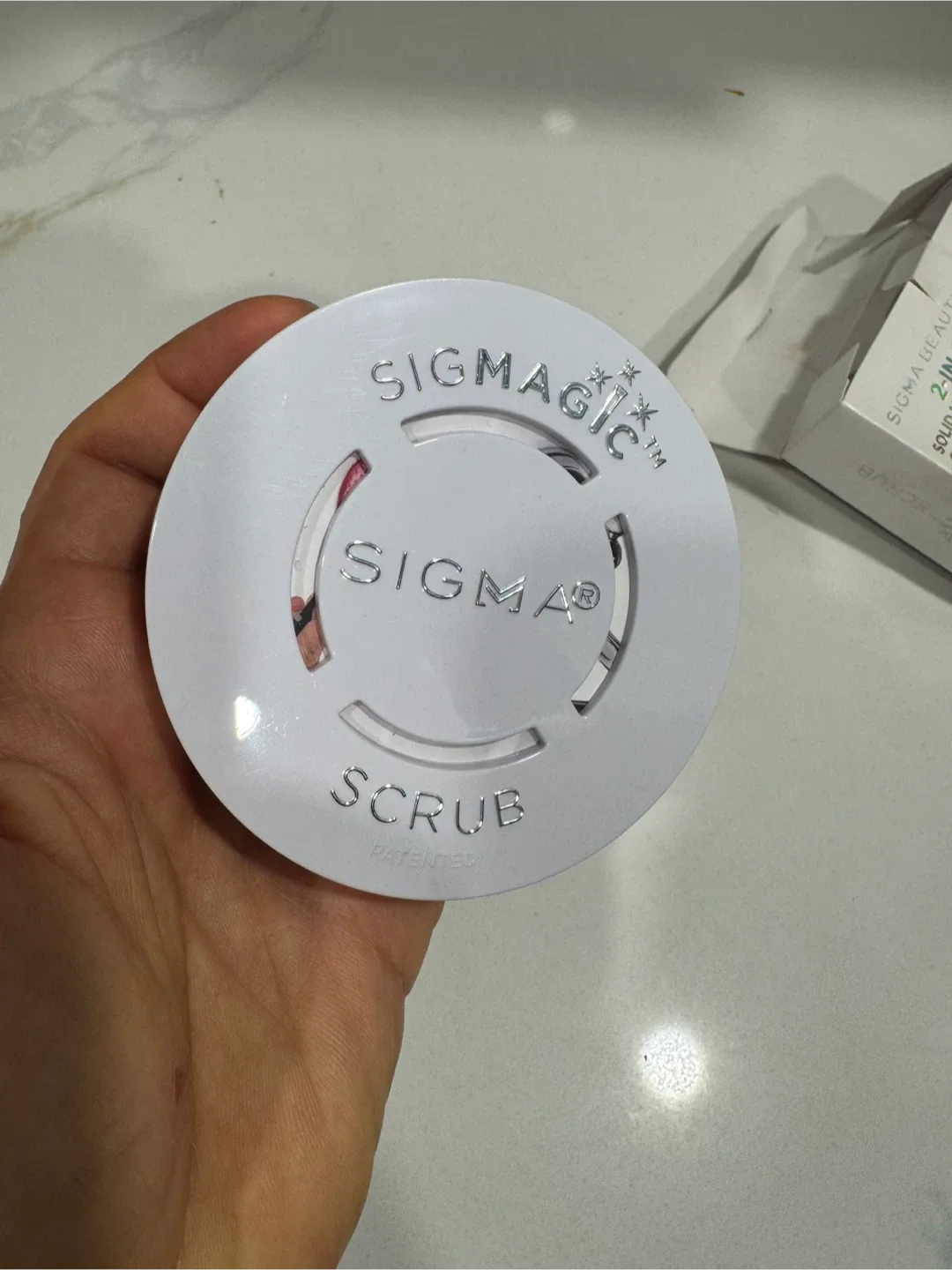 Sigma Beauty Sigmagic Scrub Solid Brush Cleanser image indicator(3)