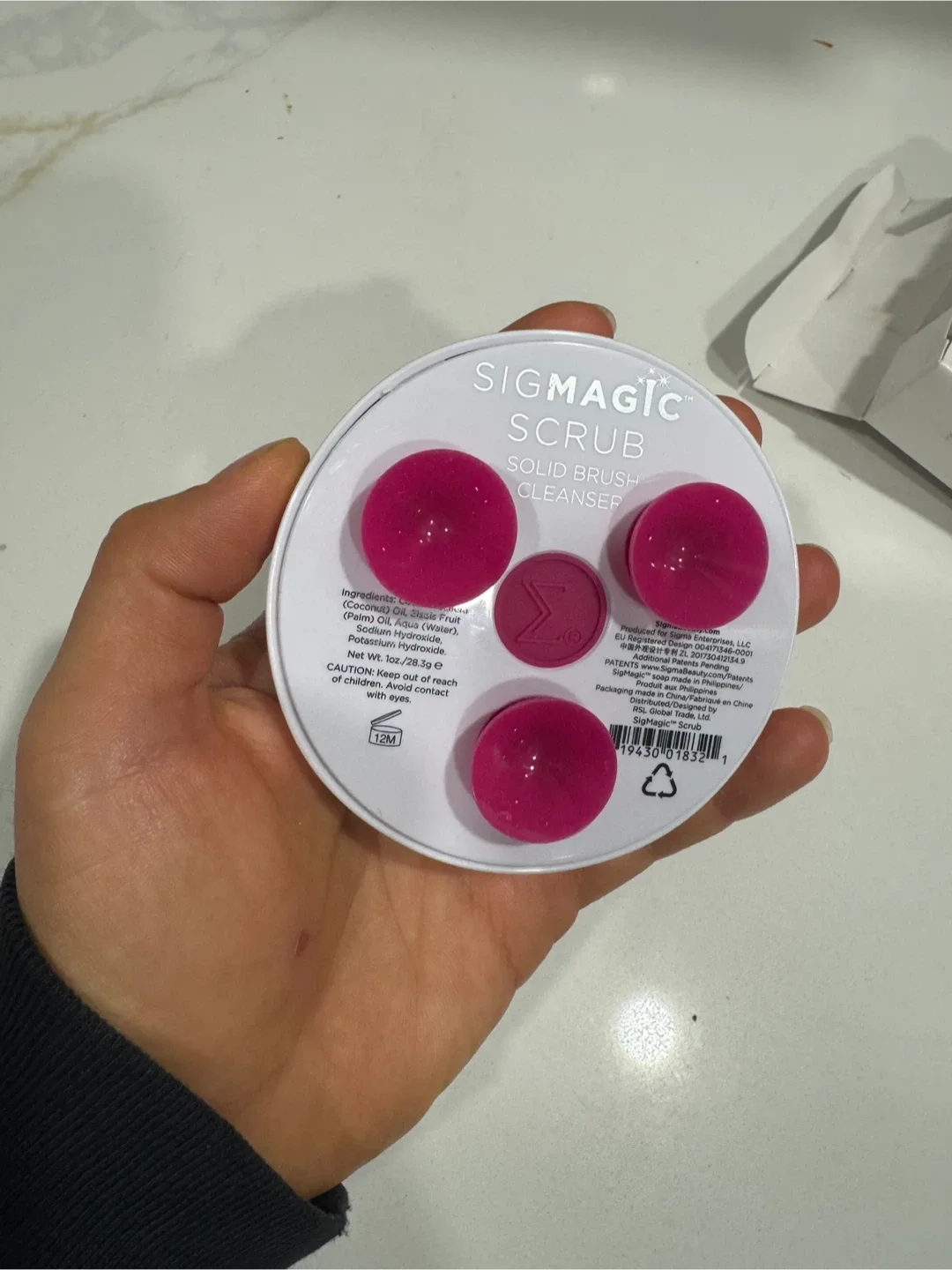 Sigma Beauty Sigmagic Scrub Solid Brush Cleanser image indicator(4)