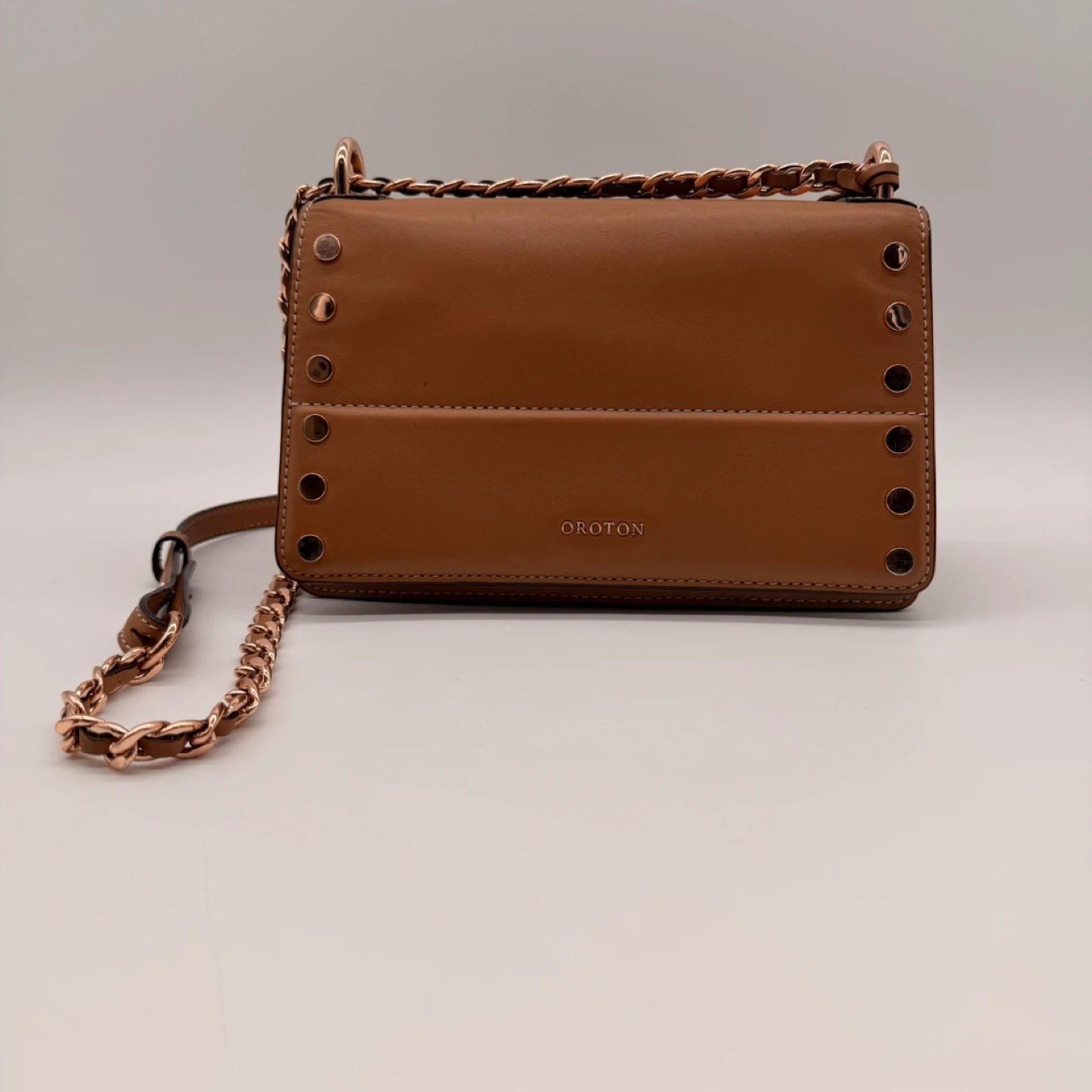 Oroton Leather Crossbody – Tan with Rose Gold Chain/almost new