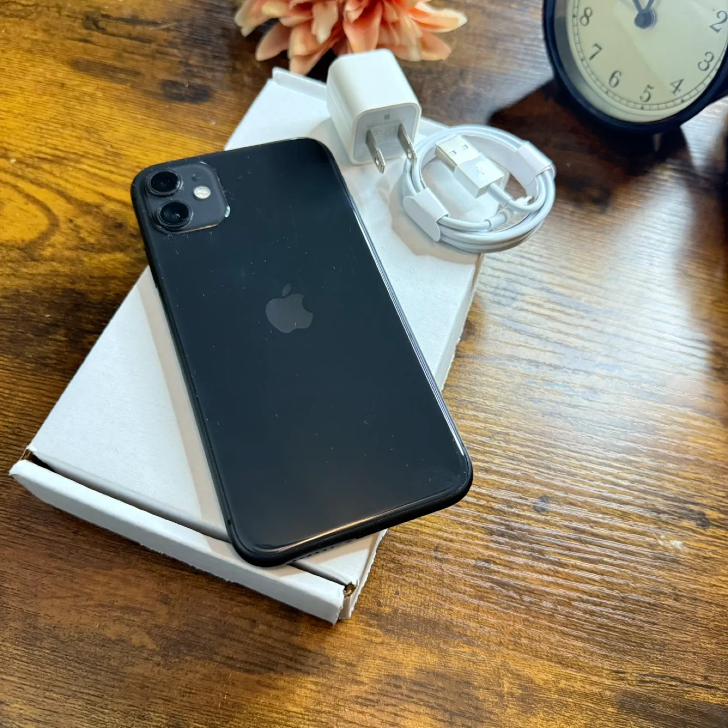 Apple iPhone 11 - Black - Includes Charger image indicator(4)
