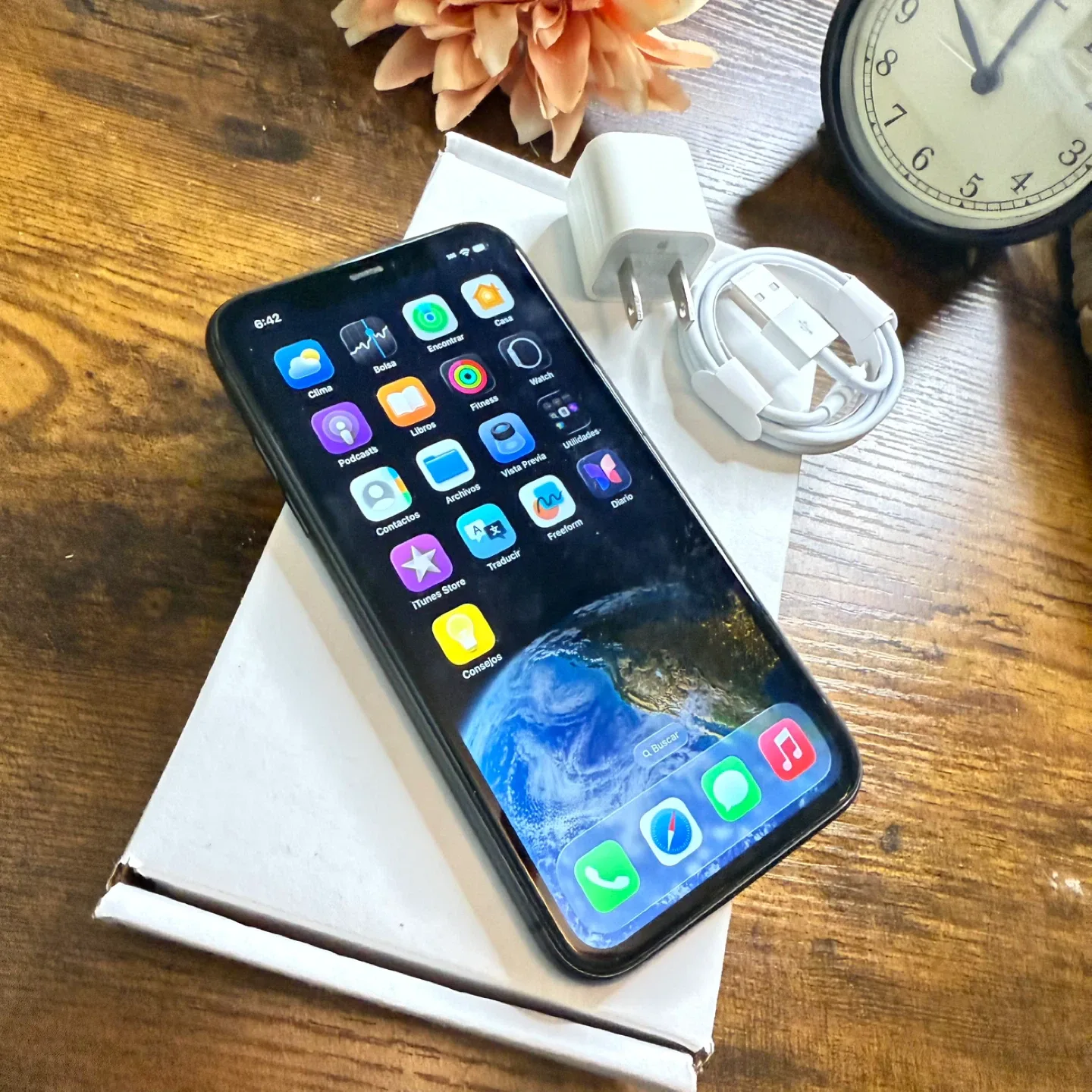 Apple iPhone 11 - Black - Includes Charger image indicator(3)