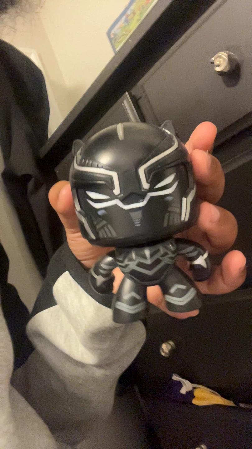Black Panther Figurine - photo 2