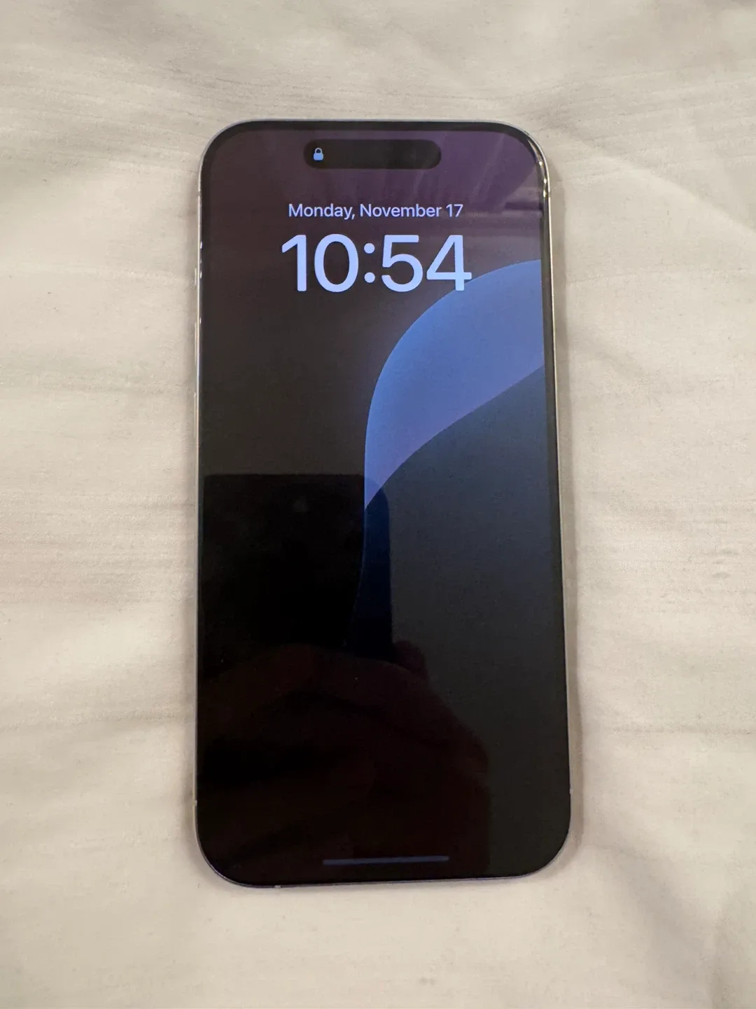 iPhone 15 Pro 90% 🔋(MINT CONDITION) image indicator(5)