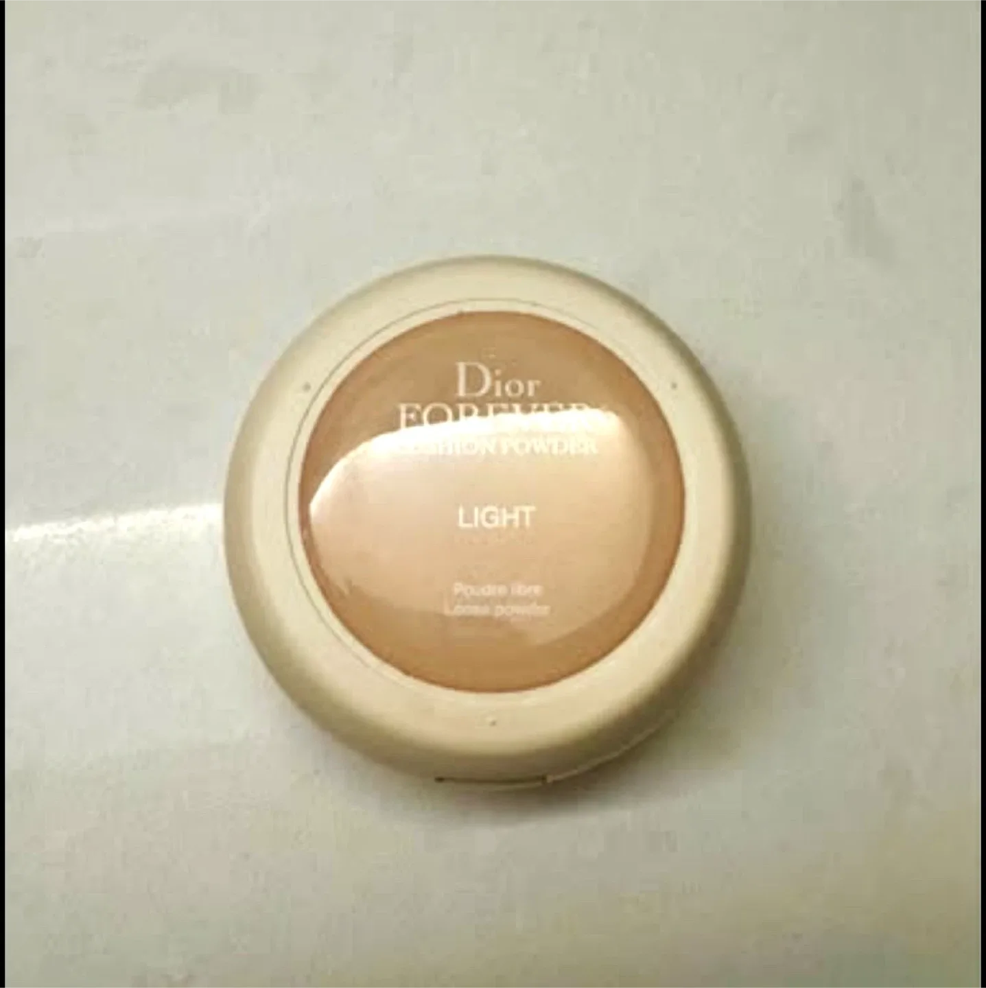 DIOR Cushion Powder & Liquid Liner image indicator(3)