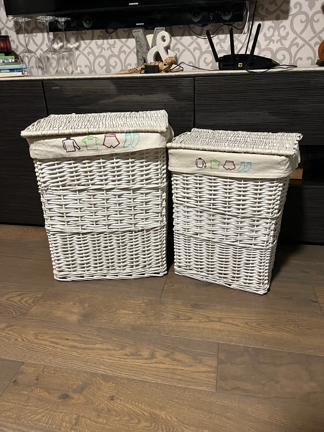 Wicker Laundry Hamper with Liner