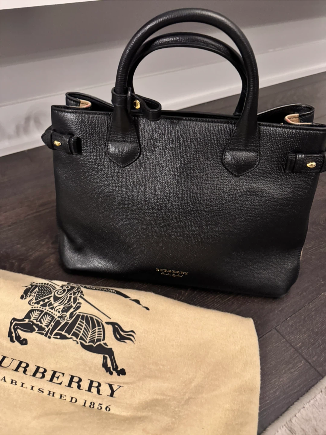 Burberry Black Leather Banner Tote - photo 2
