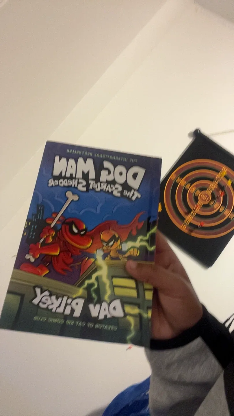 Diary of a Wimpy Kid & Dog Man Books image indicator(3)