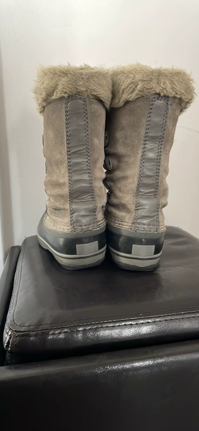 Sorel Winter Boots size 3 big kids - photo 3
