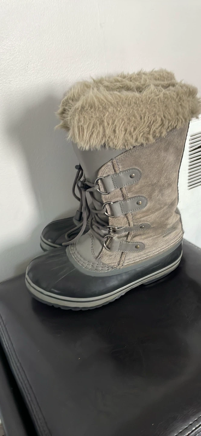 Sorel Winter Boots size 3 big kids