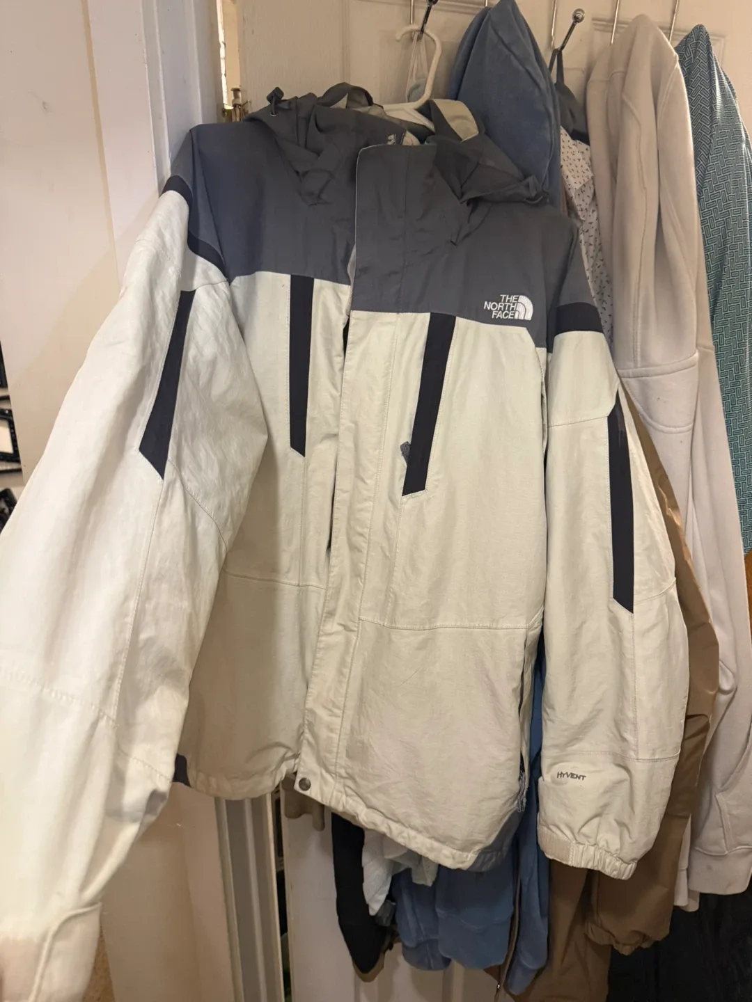 The North Face Hyvent Jacket - Size Large image indicator(4)