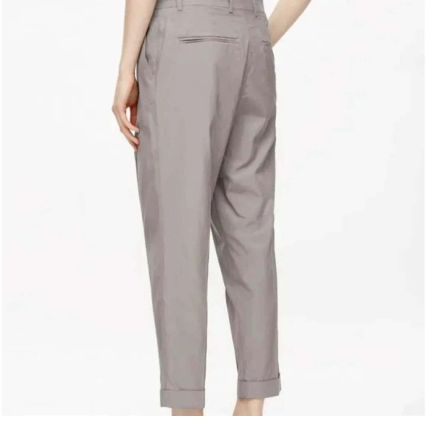 COS Relaxed Pleated Trousers image indicator(2)