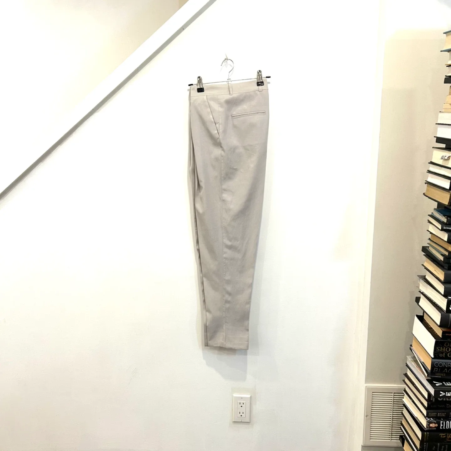 COS Relaxed Pleated Trousers image indicator(3)