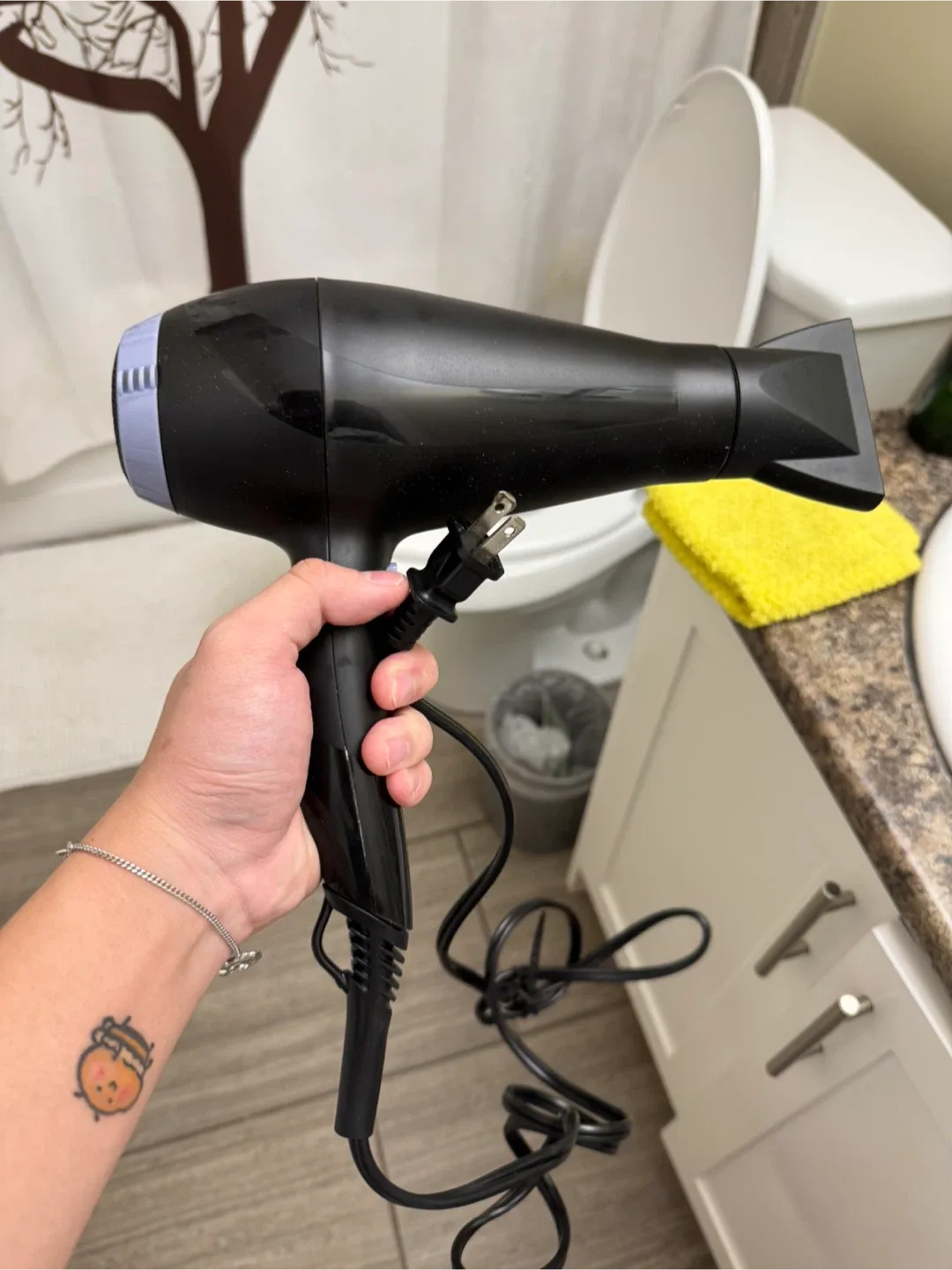 TRESemmé Salon AC Motor Hair Dryer image indicator(2)