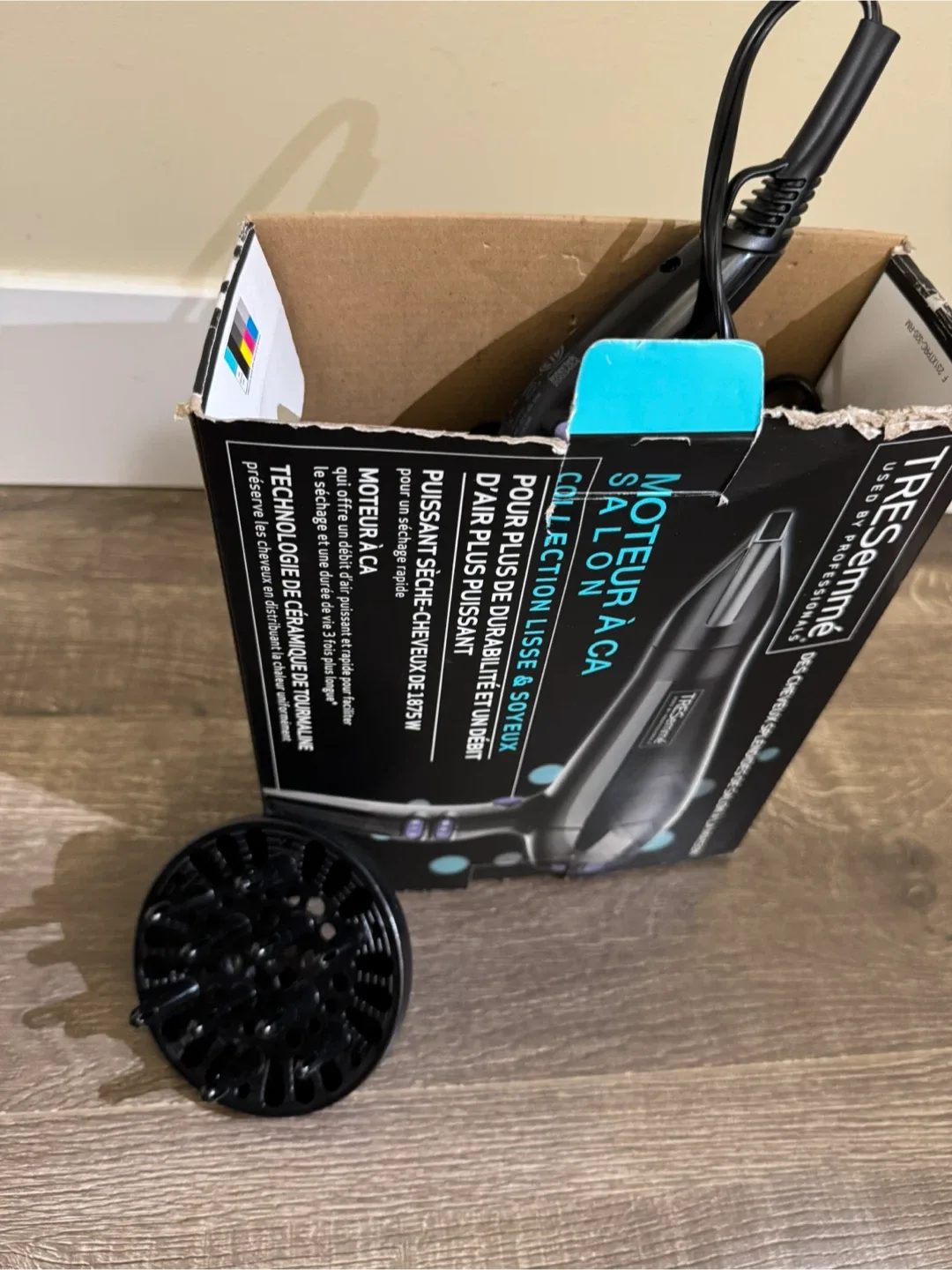 TRESemmé Salon AC Motor Hair Dryer image indicator(4)