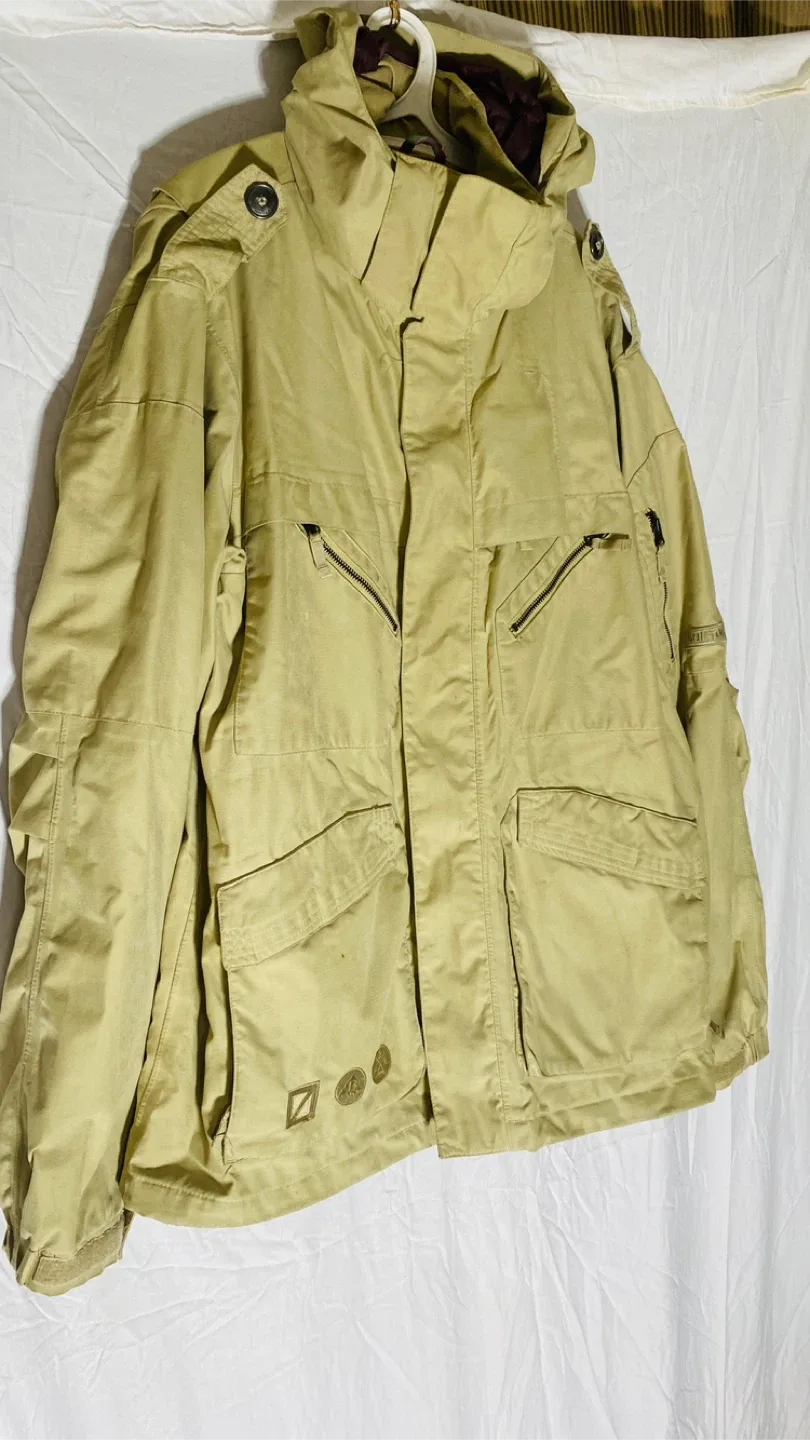 Burton Snowboard Jacket image indicator(3)