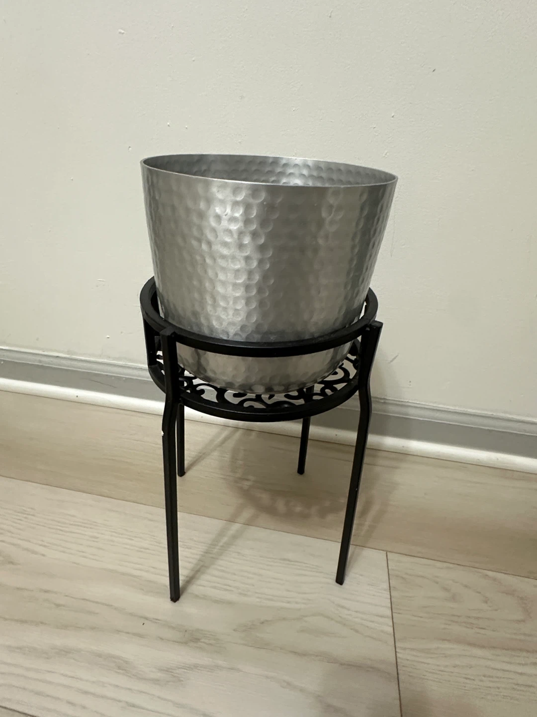 PLANT STAND