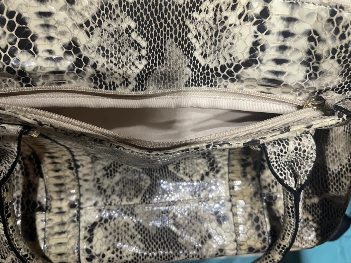 Vintage Snakeskin Print Satchel Bag - photo 3