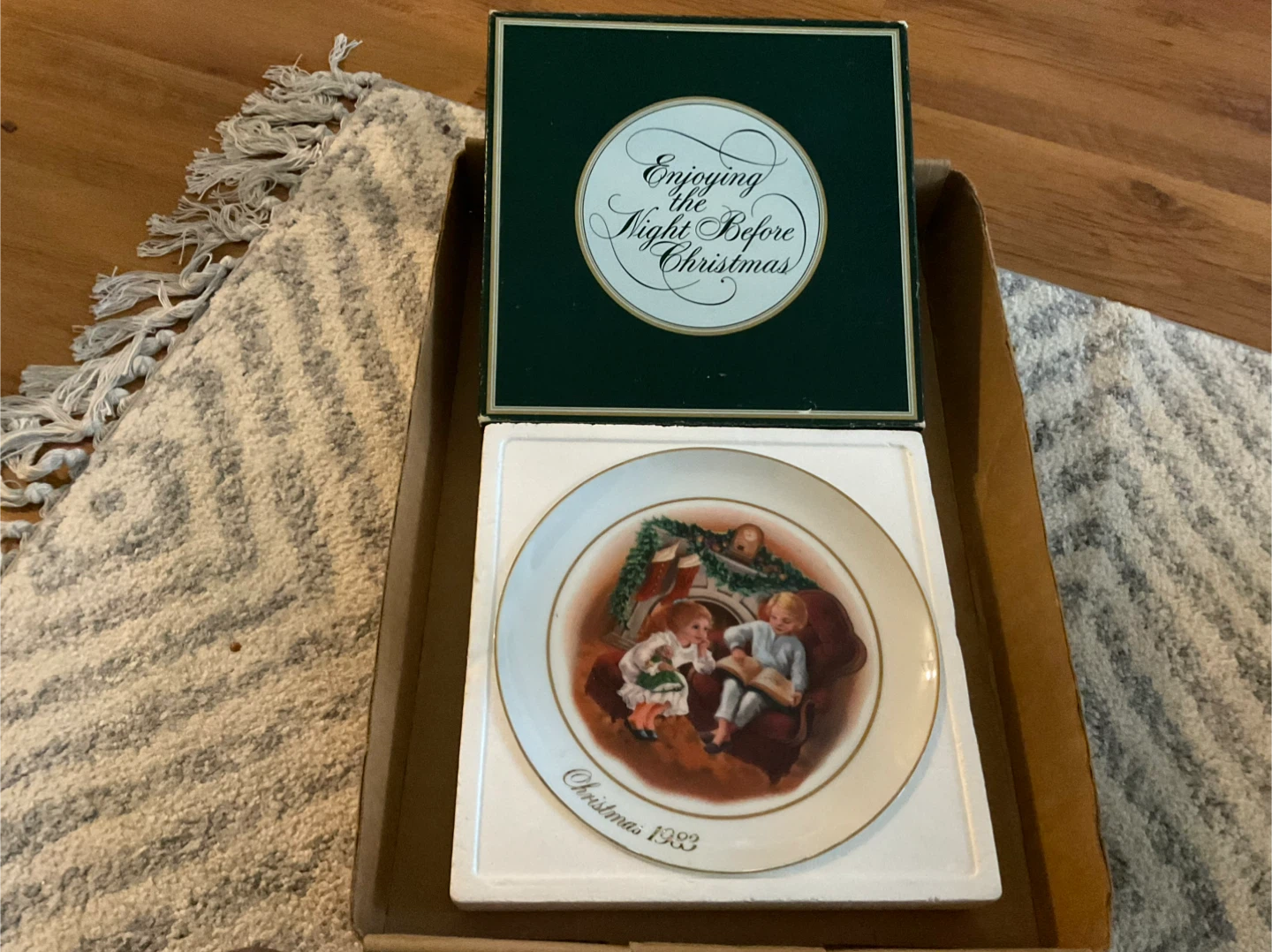 Avon Christmas Memories Series 1983 Porcelain Plate
