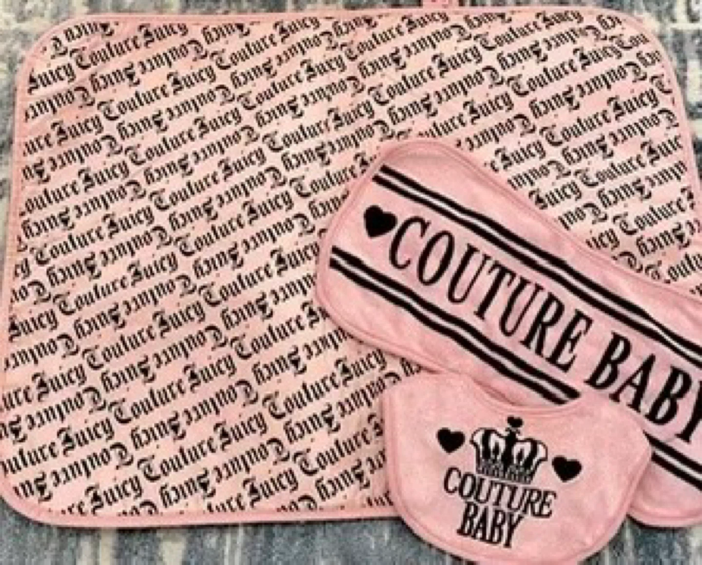 Juicy Couture Baby Diaper Bag & Changing Pad Set - photo 2