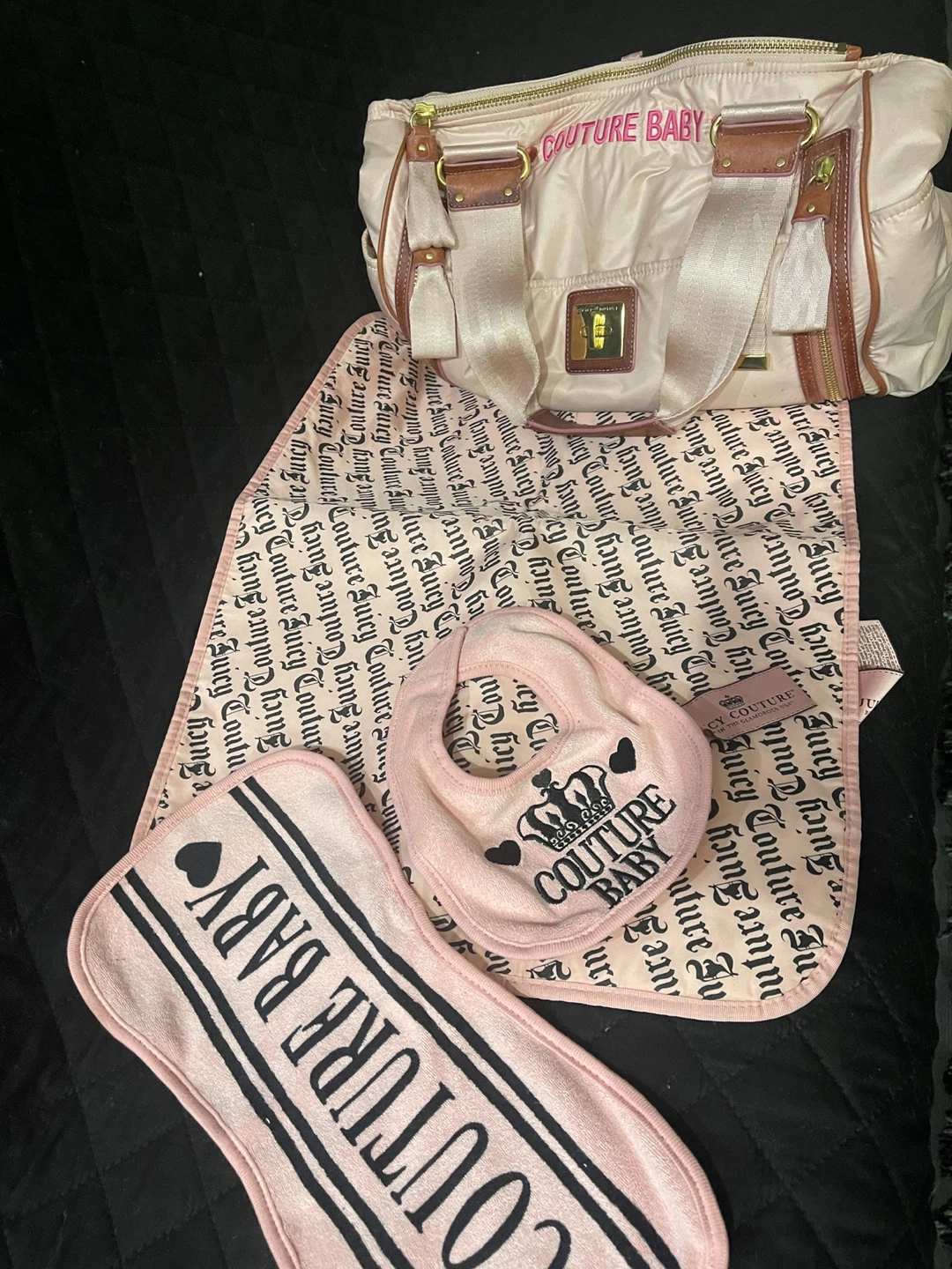 Juicy Couture Baby Diaper Bag & Changing Pad Set - photo 3