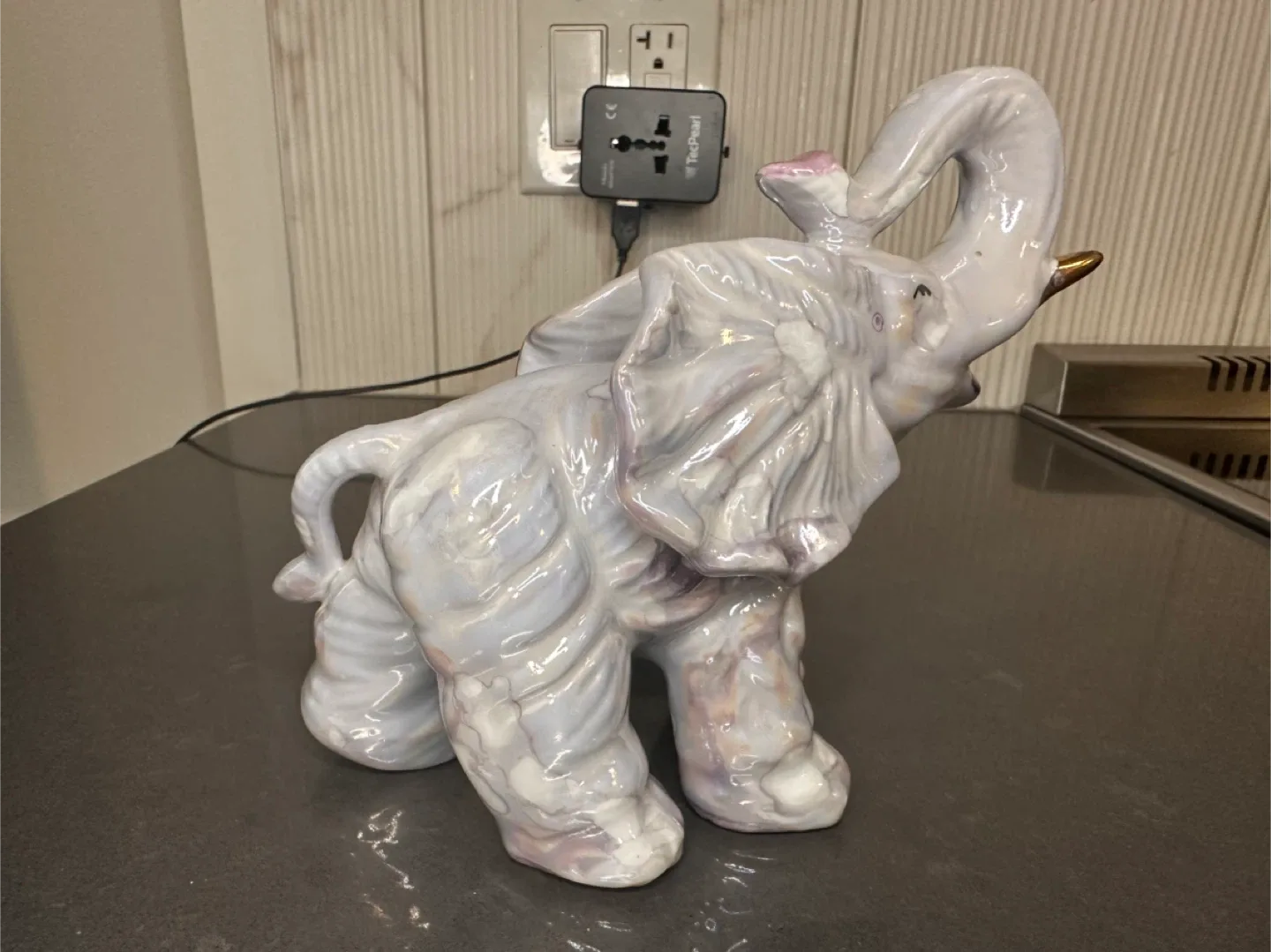 Vintage Ceramic Elephant Figurine image indicator(5)