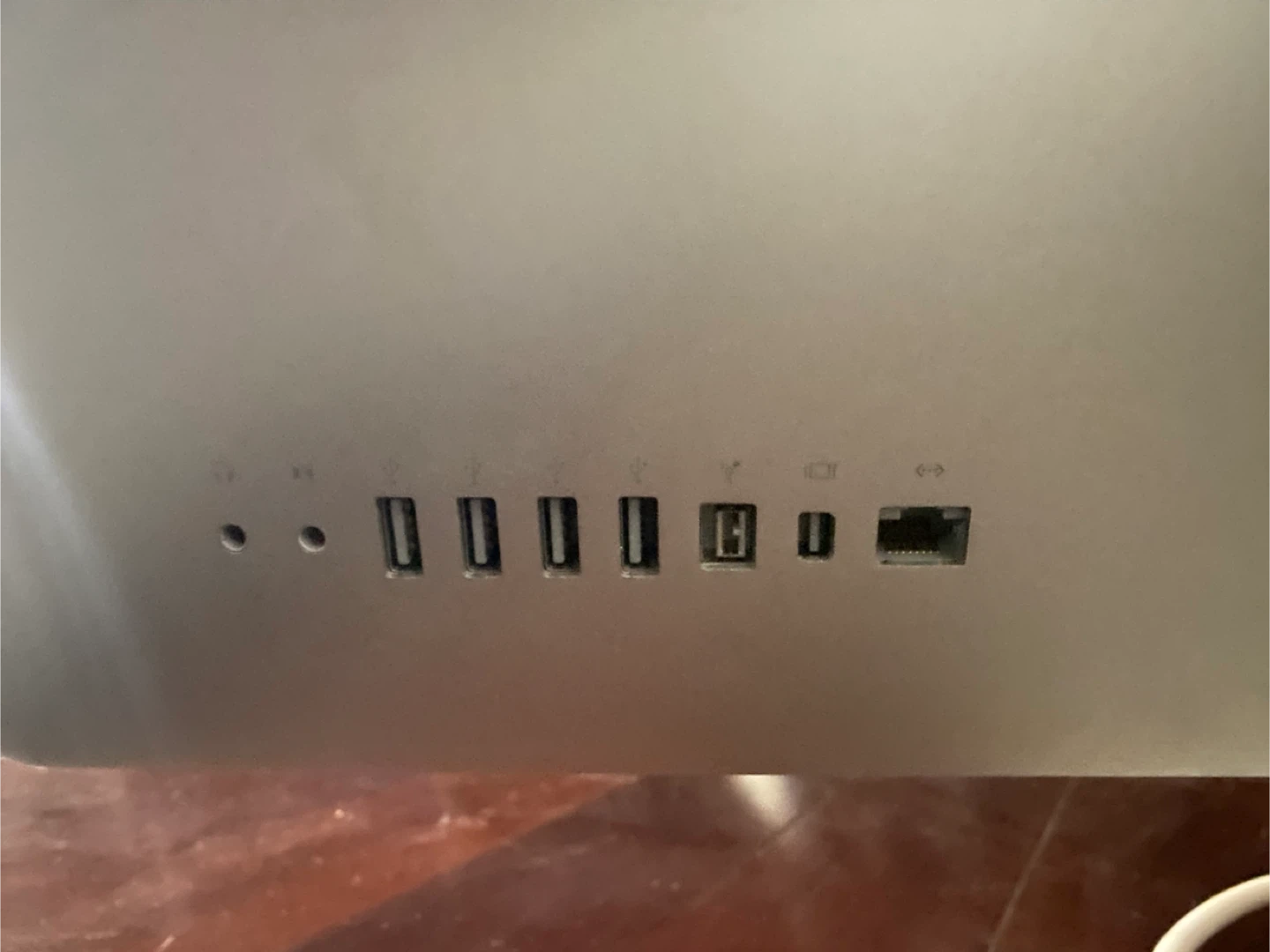 21.5-inch computer - photo 4