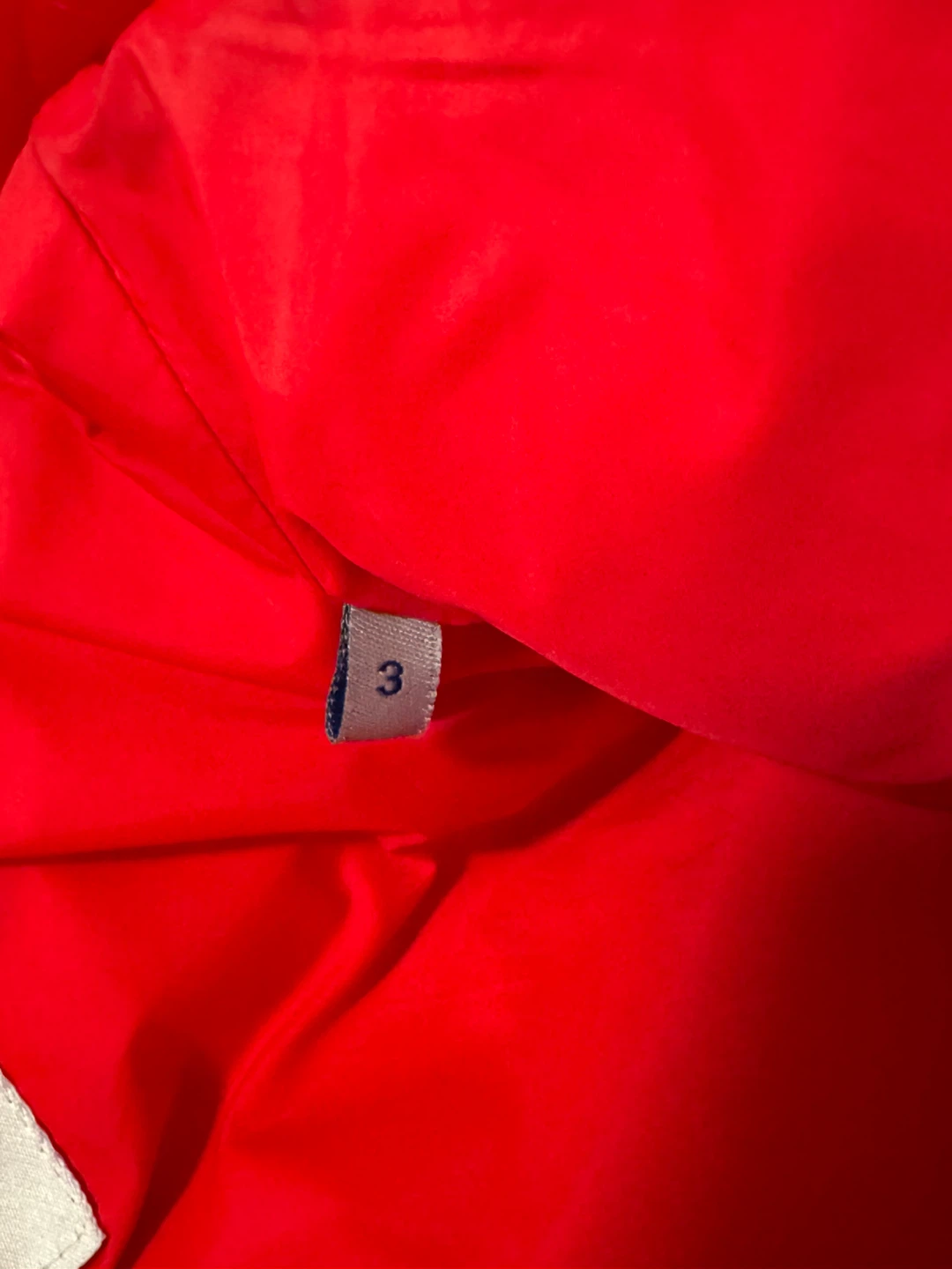 Veste sans manches Moncler rouge taille 3 - photo 3