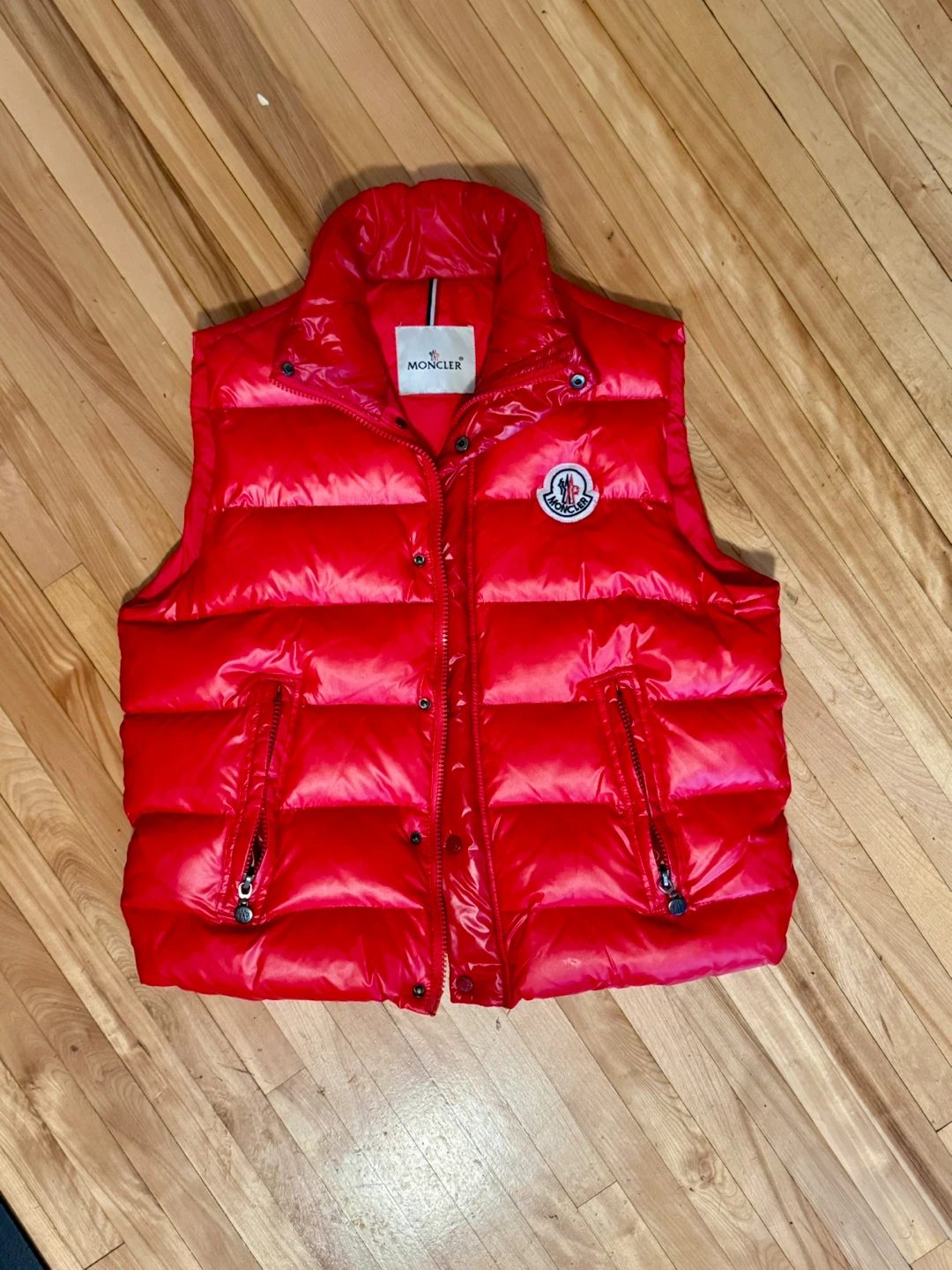 Veste sans manches Moncler rouge taille 3
