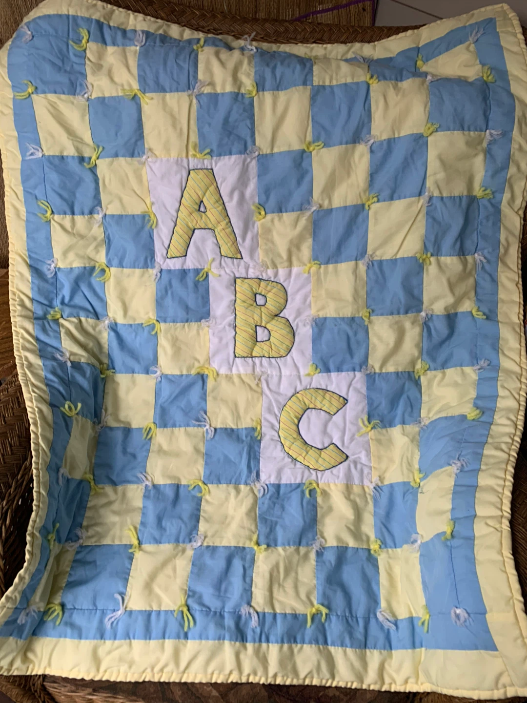 🥕Handmade ABC Baby Quilt - Blue & Yellow