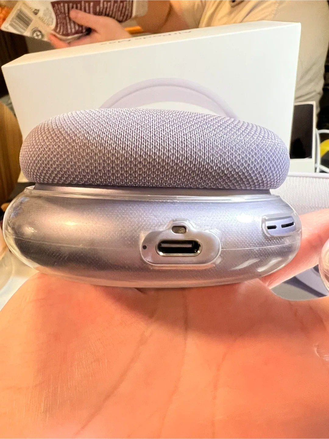New Apple AirPods Max - Lilac image indicator(5)