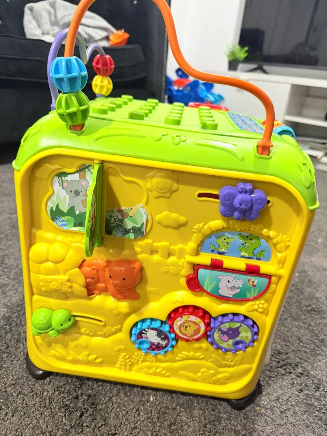 VTech Ultimate Alphabet Activity Cube image indicator(3)