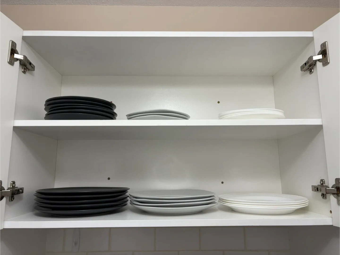 Kitchen Items. Moving Sale! image indicator(2)