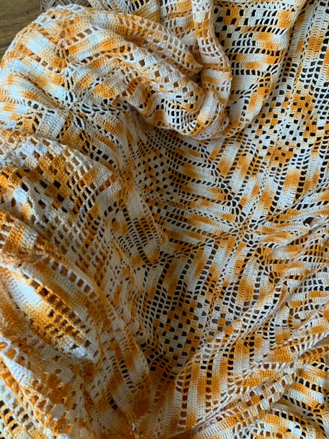 Vintage Crochet Blanket - Orange & White image indicator(4)