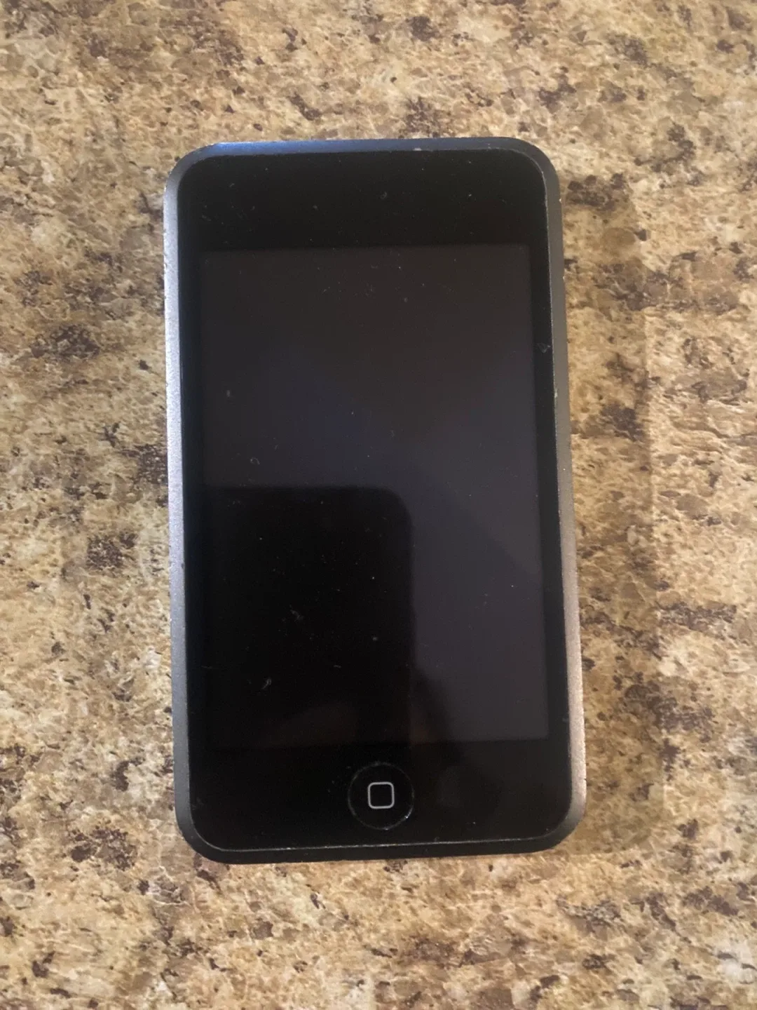 Apple iPod Touch 8GB with Charger image indicator(3)