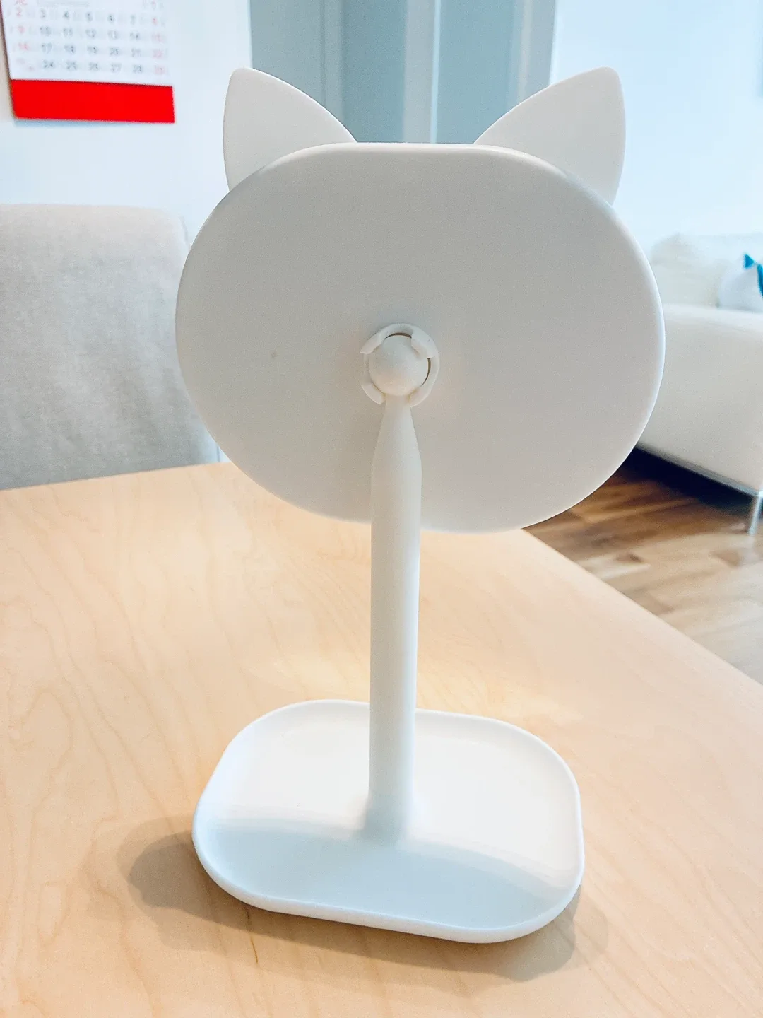 White Cat Ear Vanity Mirror image indicator(2)