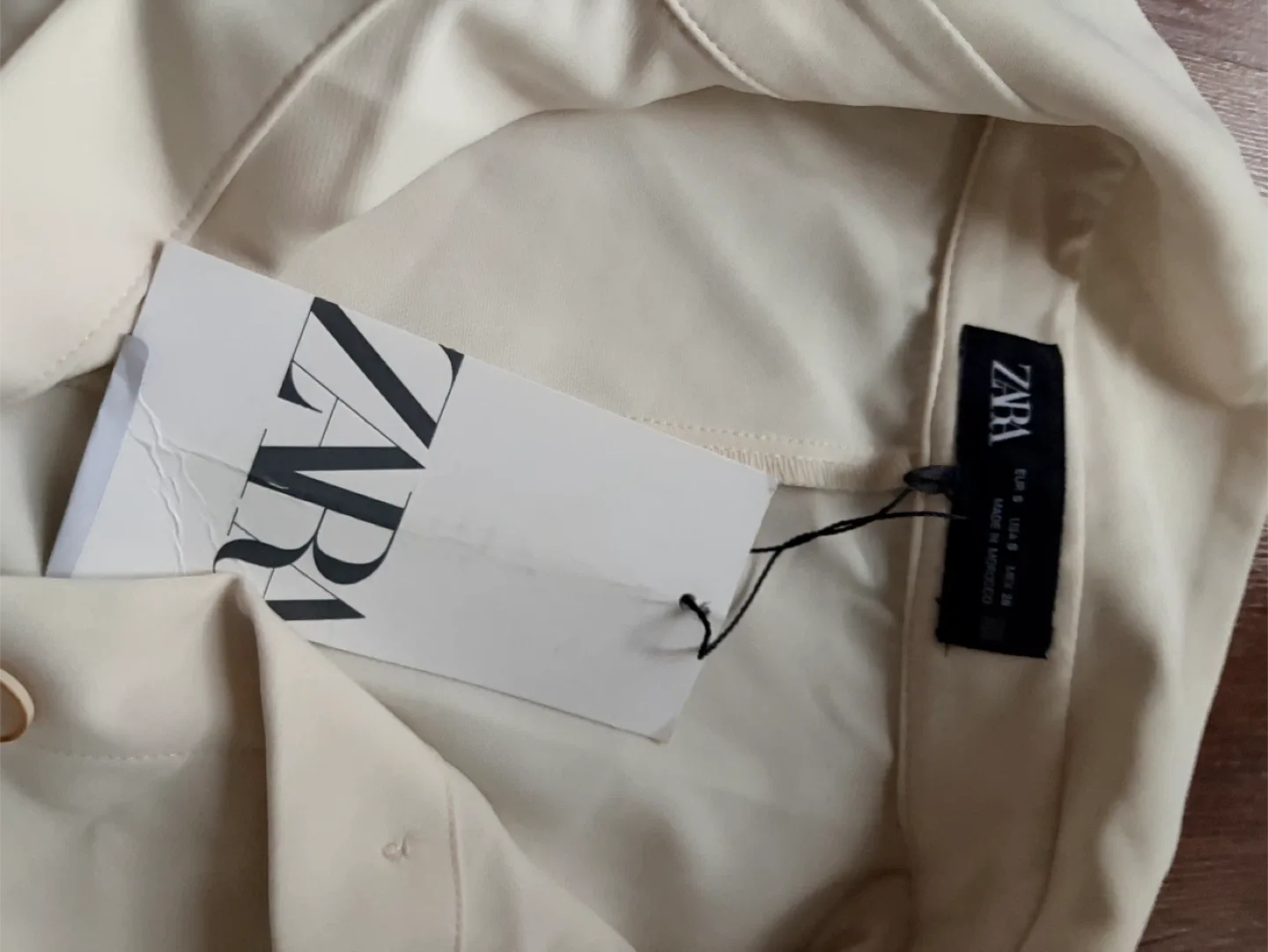 Zara Beige Button-Down Shirt - Size S image indicator(2)